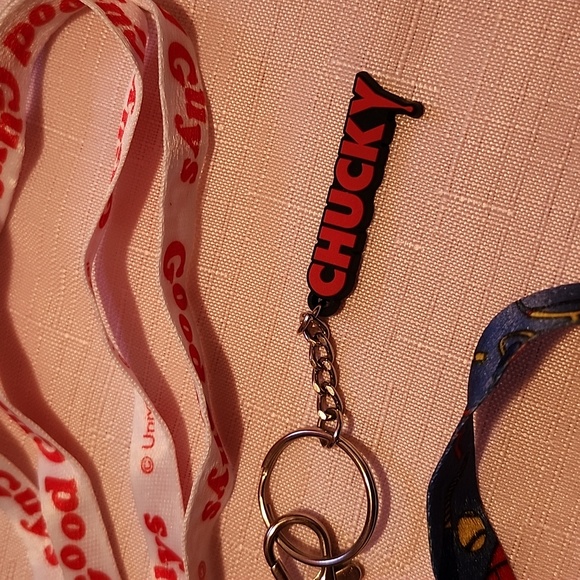 Chucky lot - Picture 3 of 5